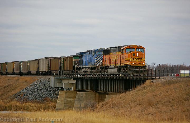 BNSF 9865 - SD70MAC.jpg